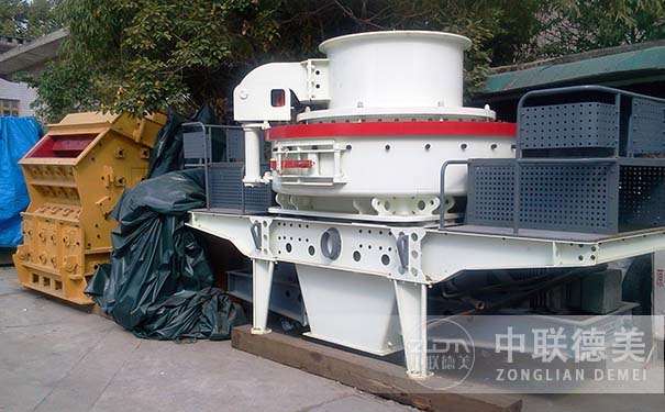 立式?jīng)_擊制砂機