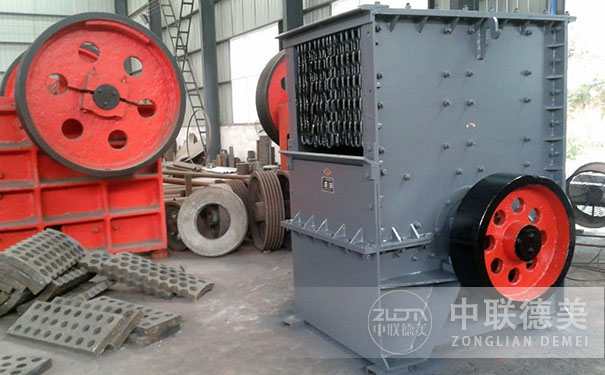 對(duì)輥破碎機(jī)