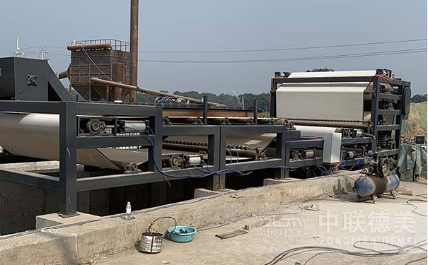 污泥脫水帶式壓濾機(jī)